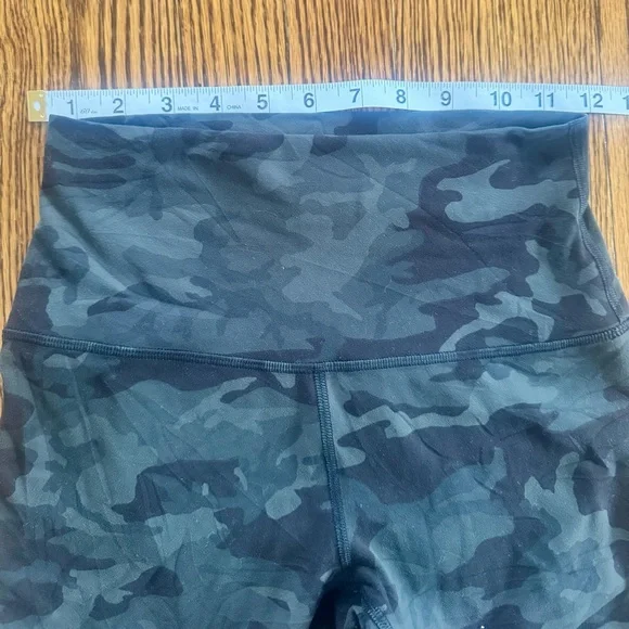 Lululemon Align Green Camo Leggings 29 Inseam High Rise Women's Size 4 EUC - Picture 7 of 8